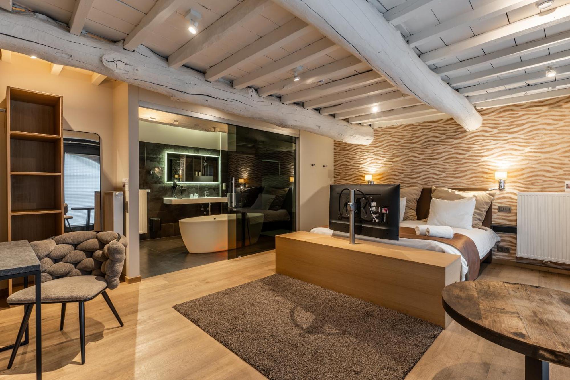Hotel Le Manoir Marche-en-Famenne Ngoại thất bức ảnh