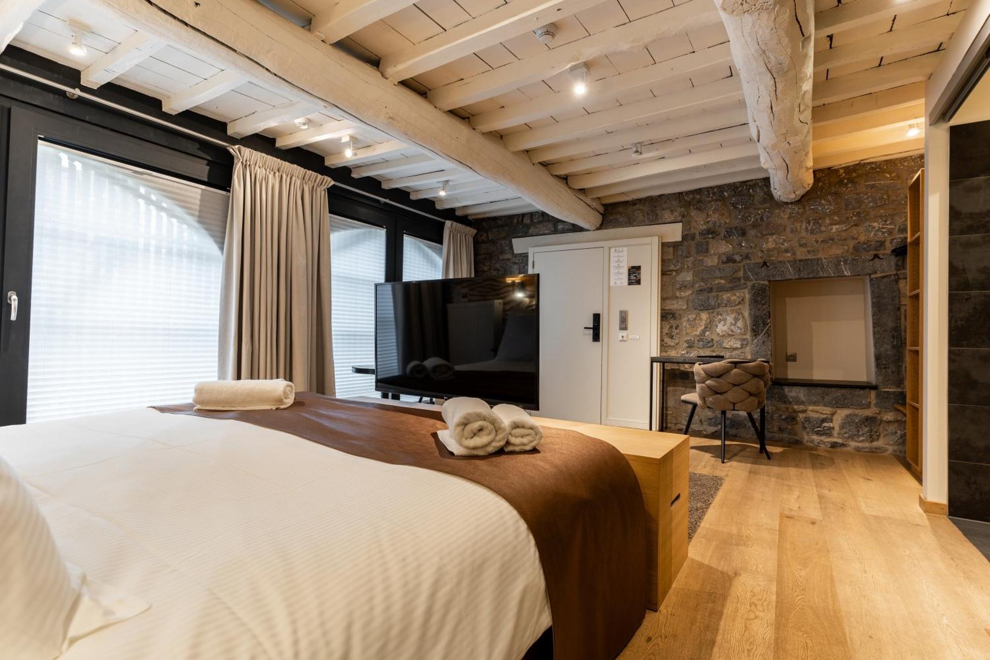 Hotel Le Manoir Marche-en-Famenne Ngoại thất bức ảnh